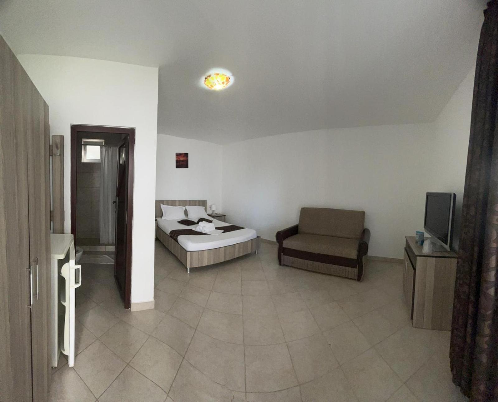 Hotel Marcos à Costinesti Extérieur photo