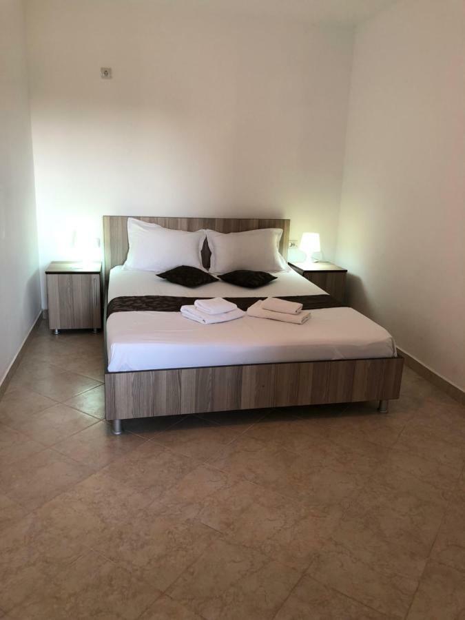 Hotel Marcos à Costinesti Extérieur photo